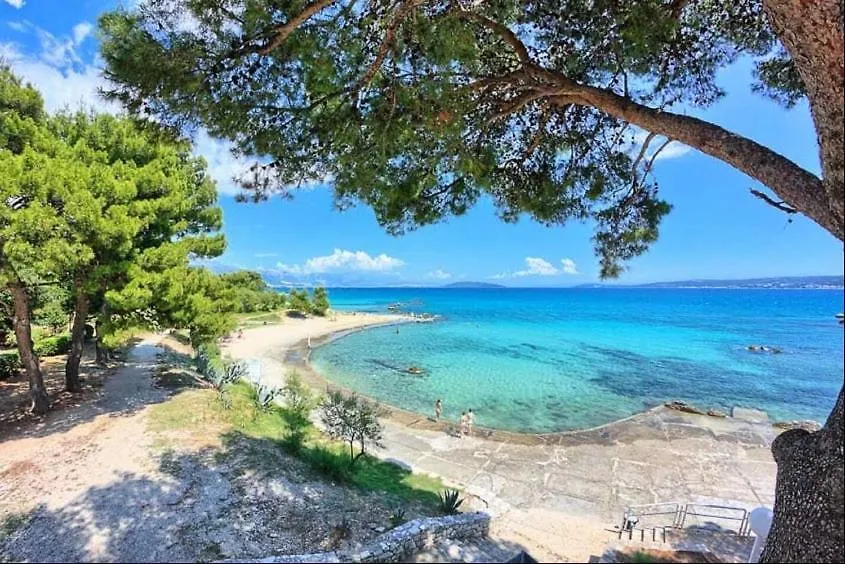 2Min Walk To The Beach , Large Seaview Terraces 2 Apts, Bbq, Parking Kastela Croatia